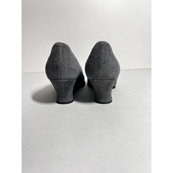 Yves Saint Laurent EUC Gray Suede 2.25" Heel Pump Dress Shoe Size 7.5 - Picture 5 of 6